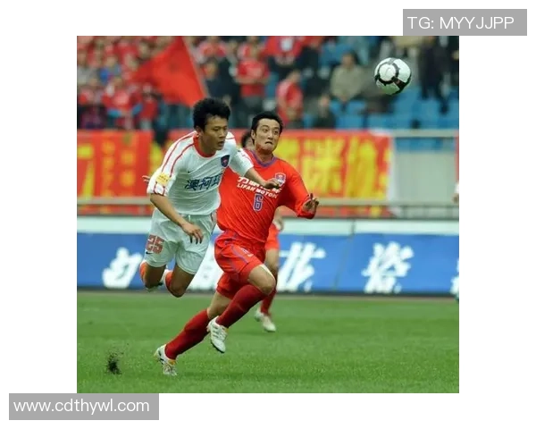 2009赛季青岛中能与重庆力帆激战回顾精彩瞬间与赛场故事