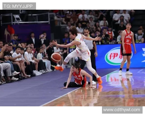 女篮榜首中锋稳了- 韩旭2战打破澳洲联赛纪录:上座率冲队史榜首 女篮榜首中锋稳了- 韩旭2战打破澳洲联赛纪录:上座率冲队史榜首