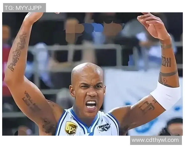 祝愿百队杯 马布里中文送上“生日快乐”